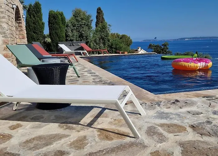 Vila Splendide Vue 180° A 500 M De La Le Lavandou